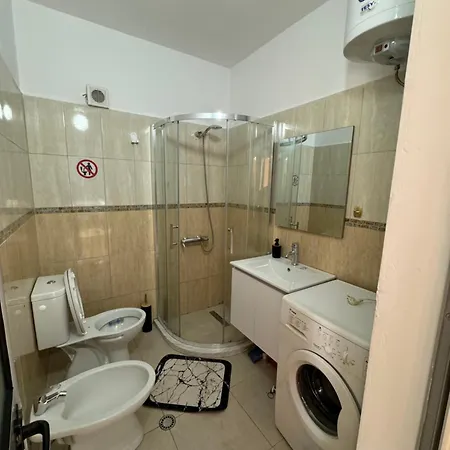 Apartment Seainthemiddle