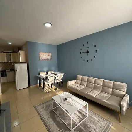 Seainthemiddle Apartmán